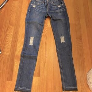 NWT! Rag & Bone Distressed Skinny Jeans 26